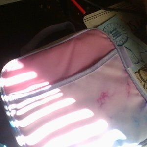 A Lunch box it comes with a ice pack